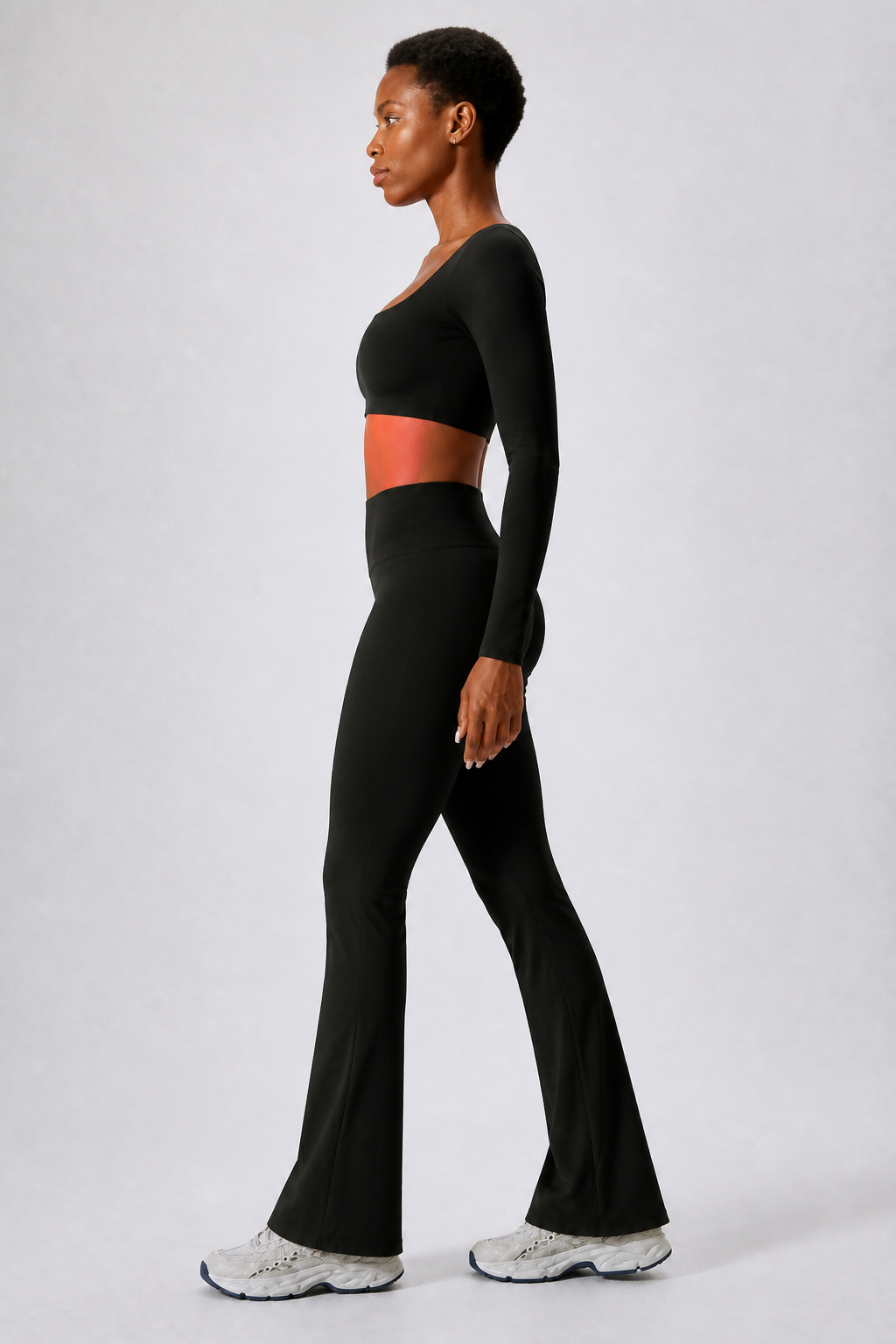 Aura Everyday Flare Leggings in Jet Black, product view 3 | color:jet black